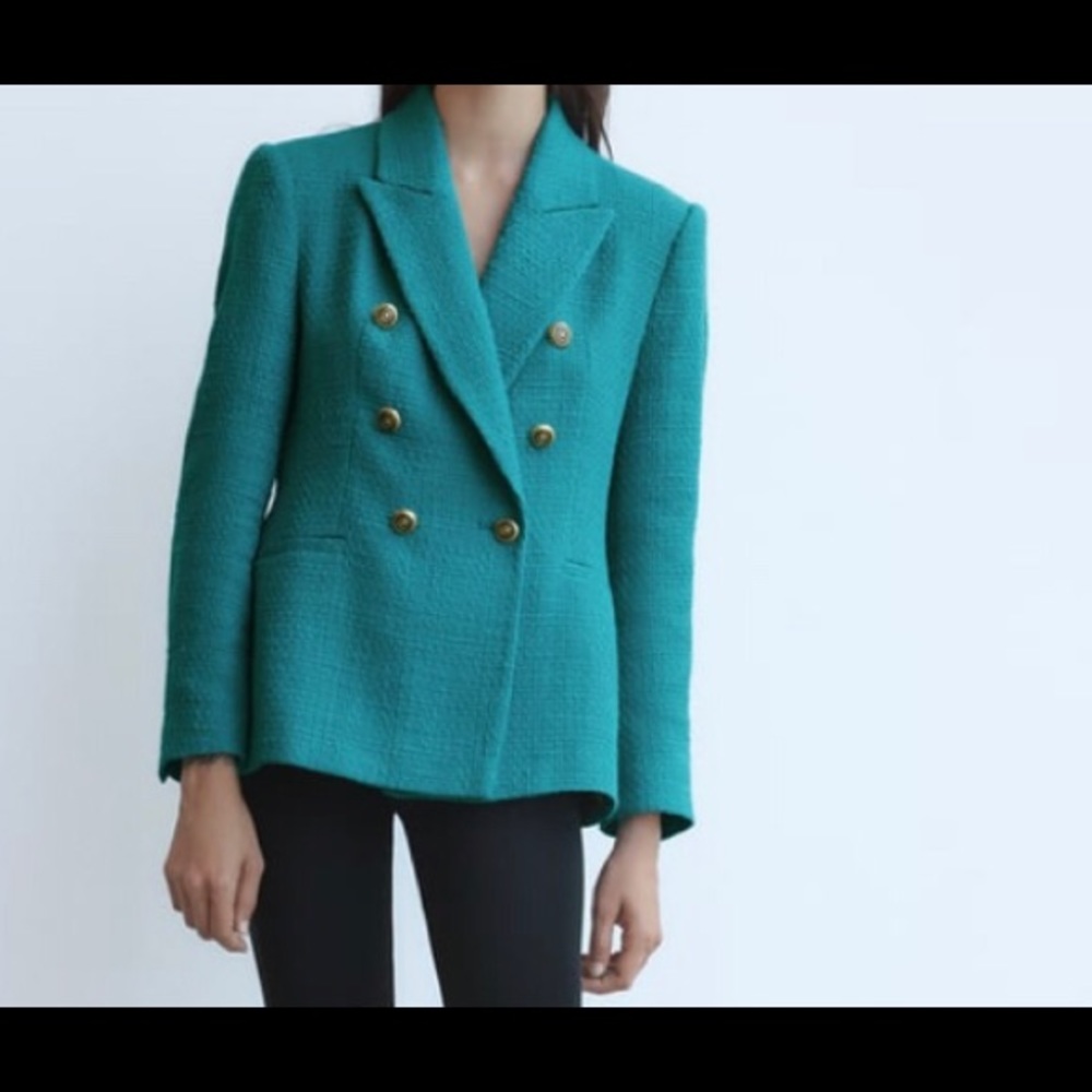 ✨Zara Blazer✨